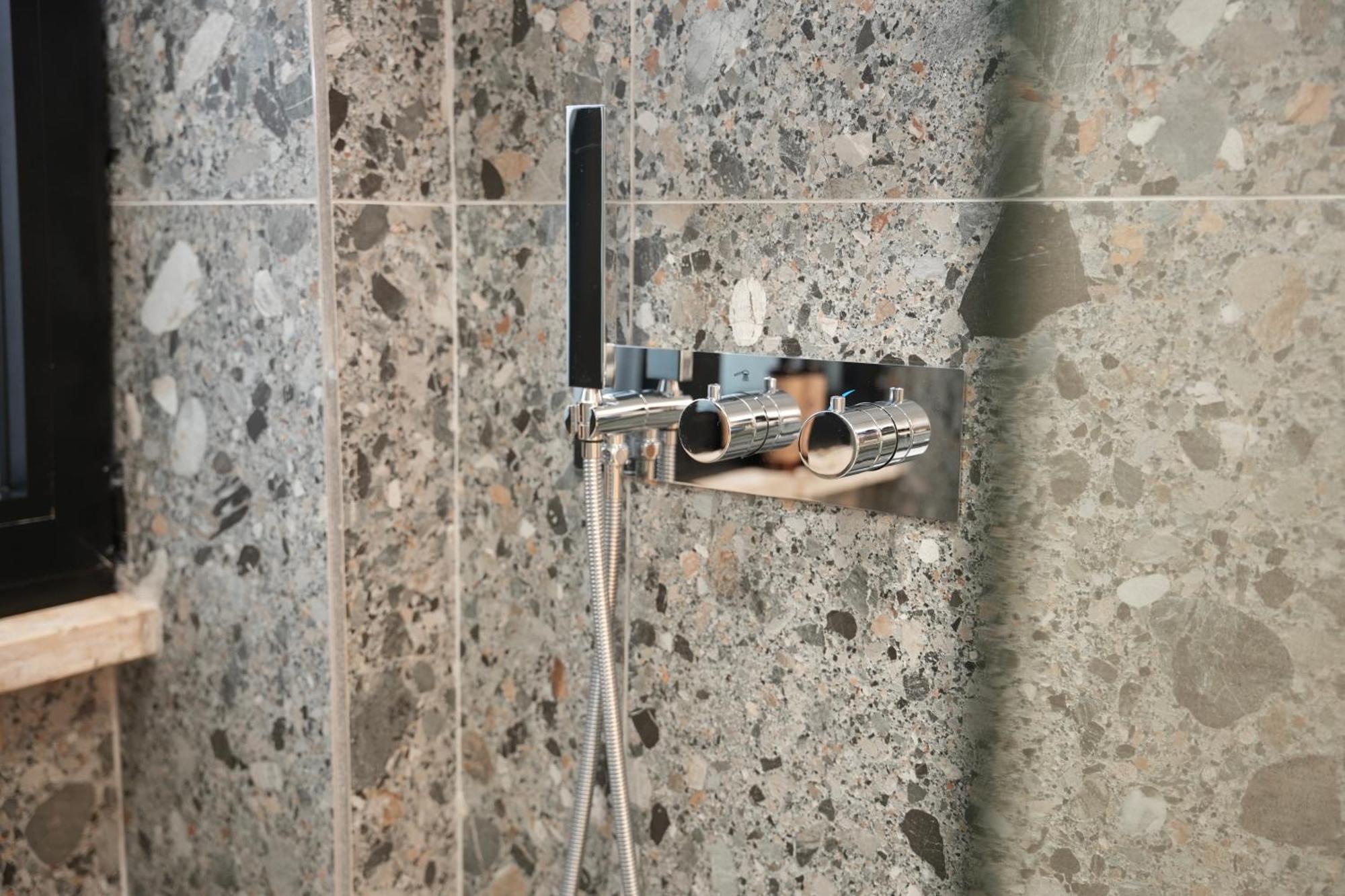 Nea Deluxe Apart-Hotel Tirana Kültér fotó